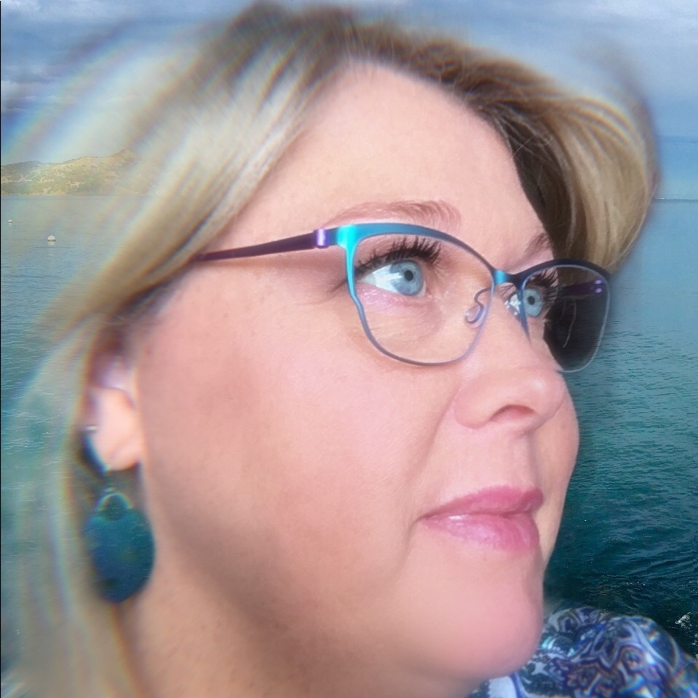 Meet your Posher, Karen